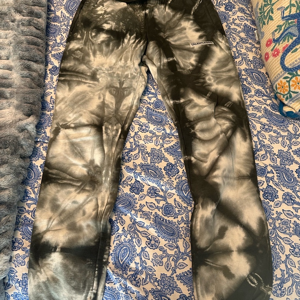 Talentless Black and Gray Sweatpants